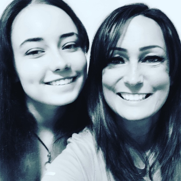 Meet your Posher, Angie - Picture 6 of 13